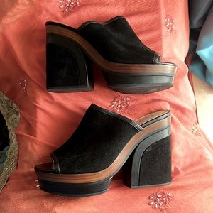 BOTKIER - BLACK “PIPPA”  - platform heels -70s style- leather covered wood clogs